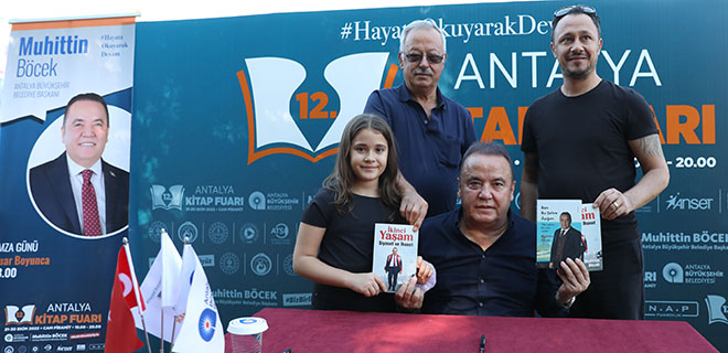 Antalya Kitap Fuarı’na 1 milyon 9 bin 678 ziyaretçi