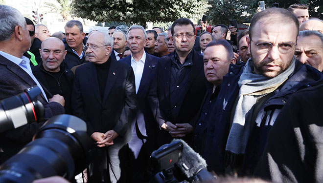 Başkan Böcek, Kılıçdaroğlu ile deprem bölgesinde 