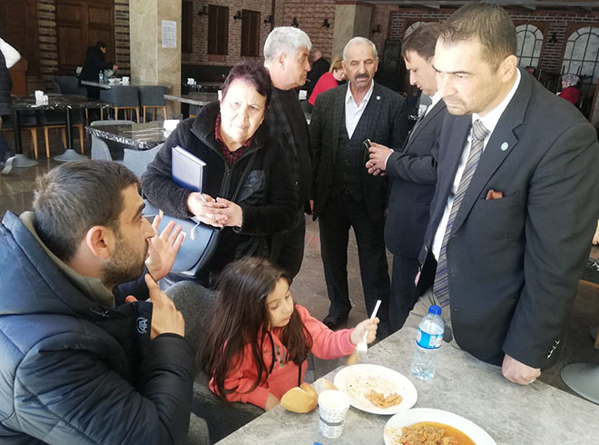 İl Başkanı Karacan’dan Kemer’de depremzedelere ziyaret