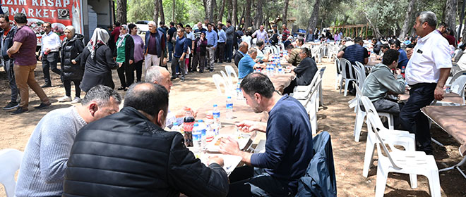 Topaloğlu’ndan personele 1 Mayıs yemeği