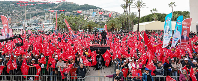 CHP Genel Başkanı Özgür Özel, Alanya ve Gazipaşa'da halkla buluştu