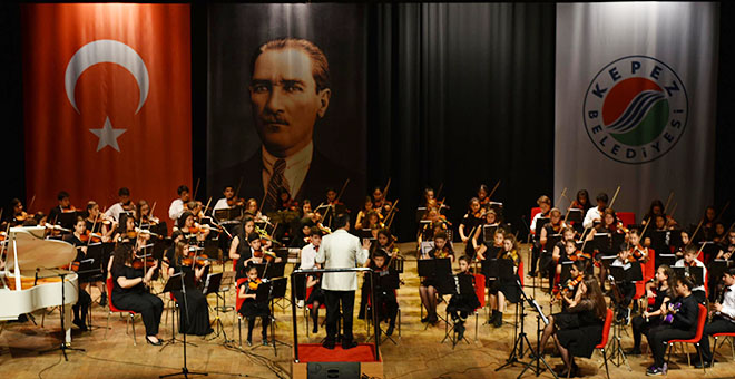 Kepez’in senfoni orkestrası genç yetenekleri bekliyor  