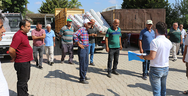 Büyükşehir'den Serikli çiftçilere sera naylonu desteği