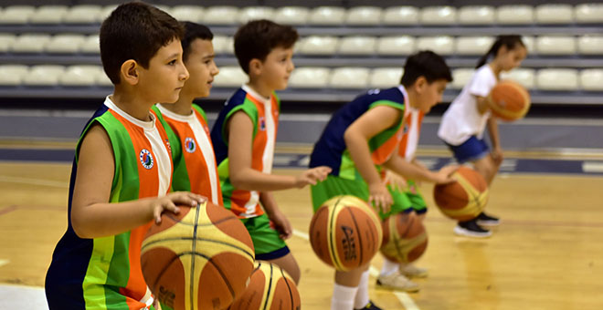 Kepez’den 10 branşta spor okulu 