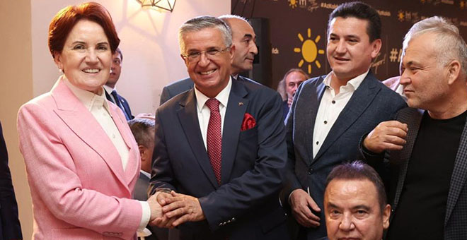 Başkan Topaloğlu, Akşener ile bir araya geldi