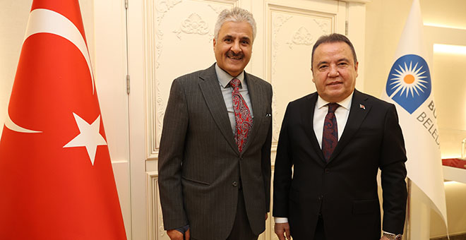 Başkan Böcek Kuveyt Büyükelçisi Alenzi’yi misafir etti