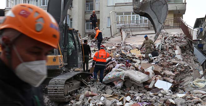 Malatya'daki depremde 2 kişi hayatını kaybetti