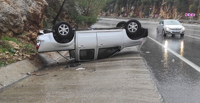 Akseki’de iki ayrı trafik kazasında 6 kişi yaralandı 