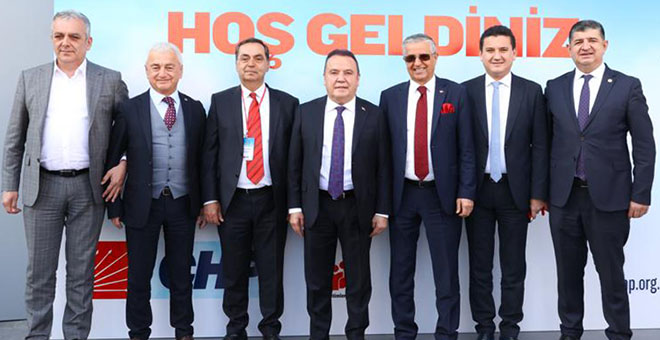 Başkan Topaloğlu, Belediye Başkanları Toplantısı'nda