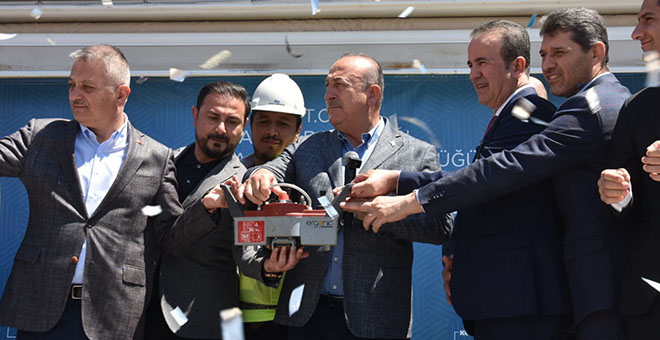 Abdurrahman Başkan, butona Mevlüt Çavuşoğlu ile birlikte bastı