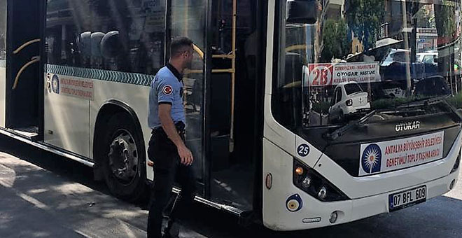 Alanya’da taksi ve halk otobüsleri denetlendi
