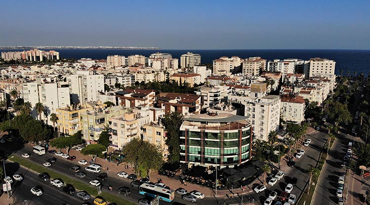 Antalya’dan 80 daire alan yabancı, daireleri otel gibi işletmiş