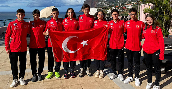 Antalyaspor’un milli yüzücüleri dünya sahnesinde 