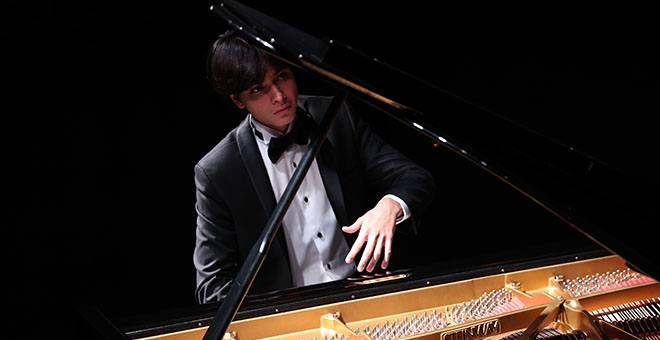 Piyanonun 16 yaşındaki genç yeteneği, Antalya’da