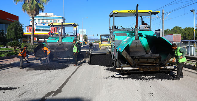 Büyükşehir Namık Kemal Bulvarı asfaltını yeniliyor