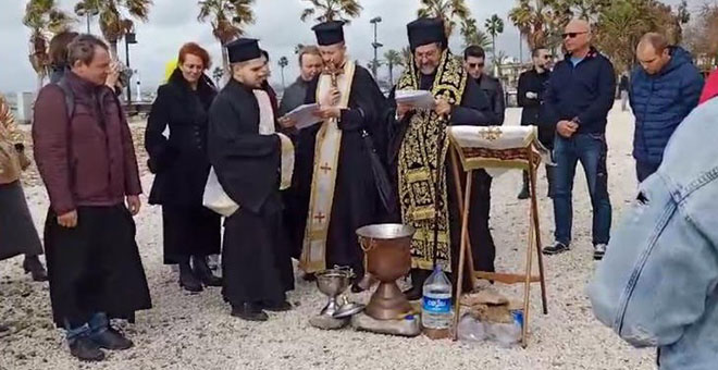 Ortodokslar, Side’de Epifani Bayramı'nı kutladı 