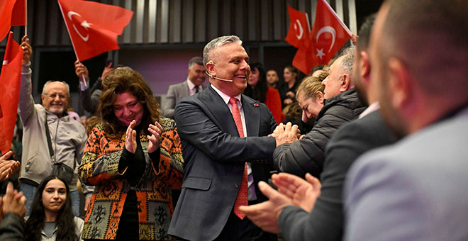 Uysal: “Muratpaşa’yı Türkiye’mizin Davos’u yapacağız” 