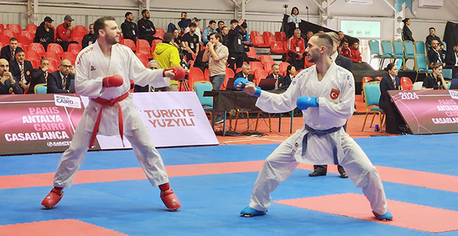 Karate 1 Premier Lig Turnuvası Kemer’de başladı