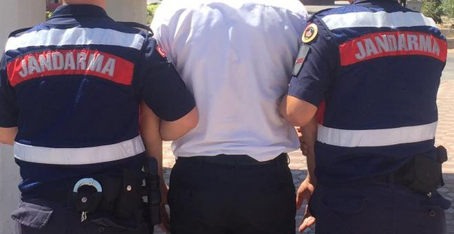 Alanya’da uyuşturucu satıcısı 2 şahıs tutuklandı 