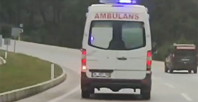 Kemer’de ruhsatsız çalıştırılan ambulans yakalandı