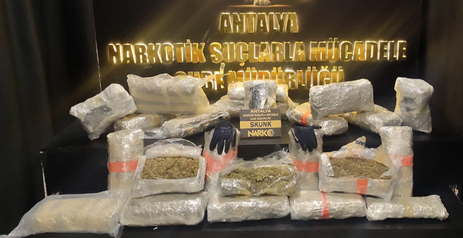 34 kilogram uyuşturucu ele geçirilen operasyonda 1 kişi tutuklandı 