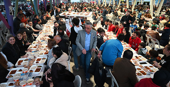 Başkan Topaloğlu’ndan Kuzdere’de iftar yemeği